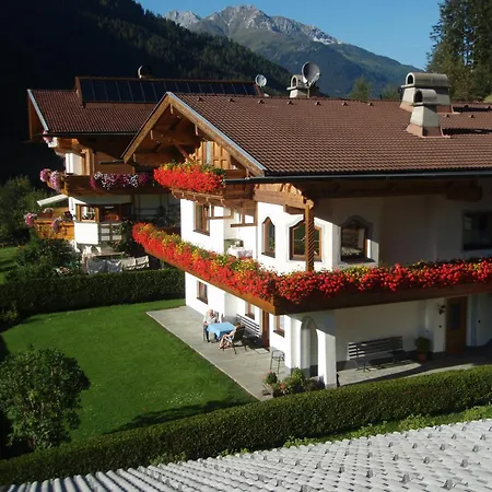 Haus Larcher Neustift im Stubaital Exterior photo