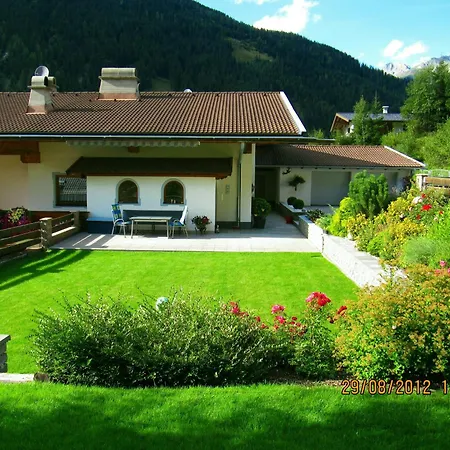 Haus Larcher Neustift im Stubaital Exterior photo